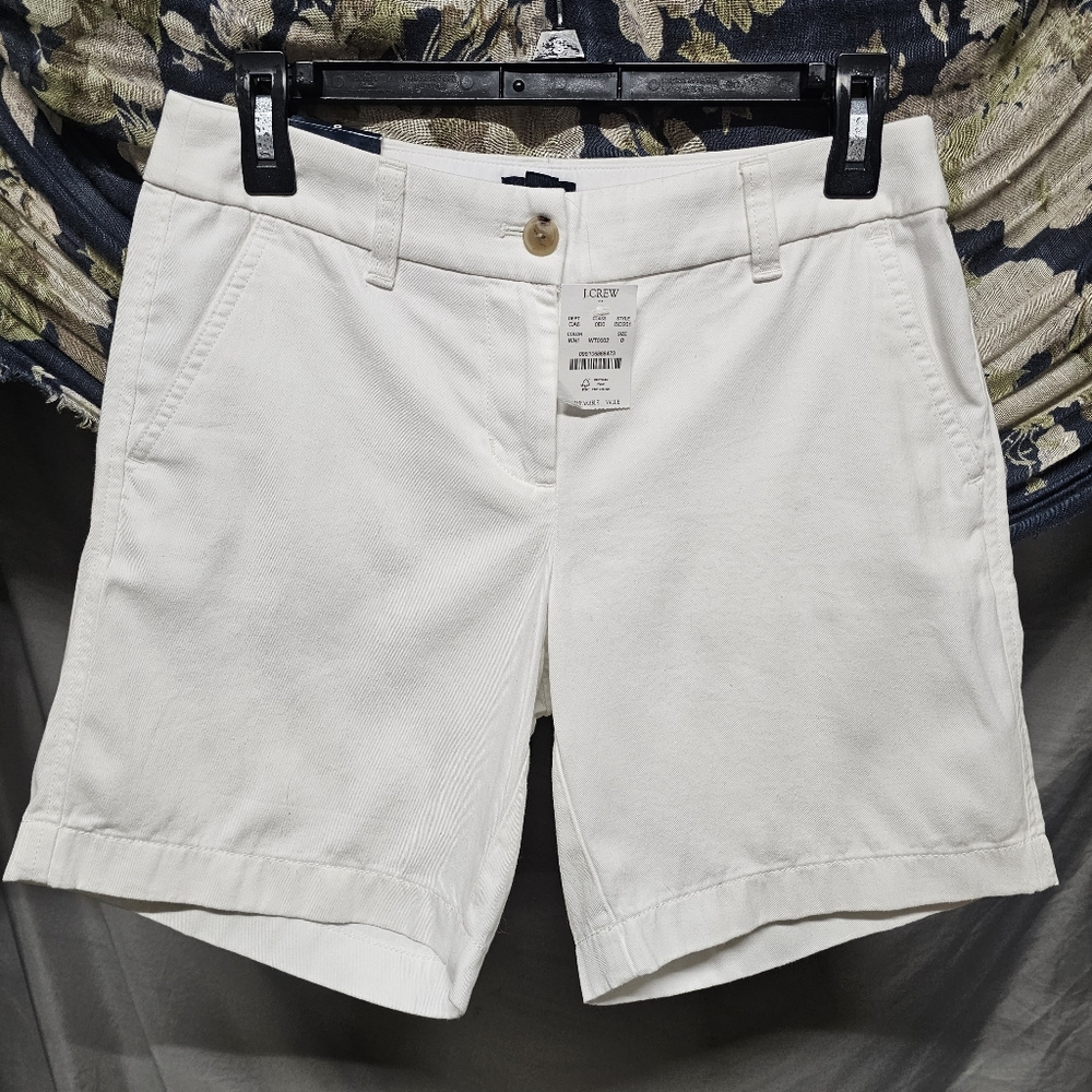 NEW J Crew The 7" Inseam Short in White size 0